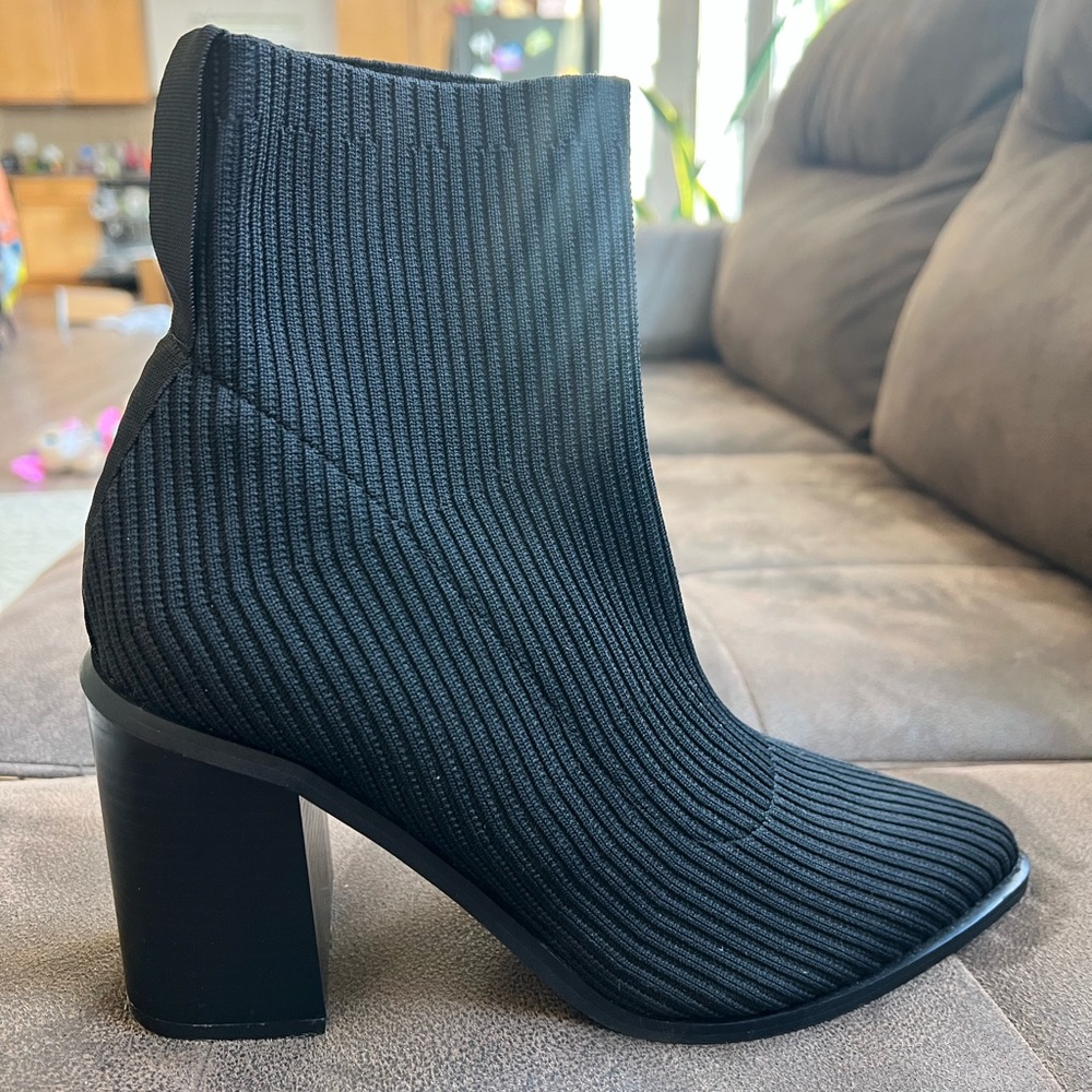 Black Ribbed Booties